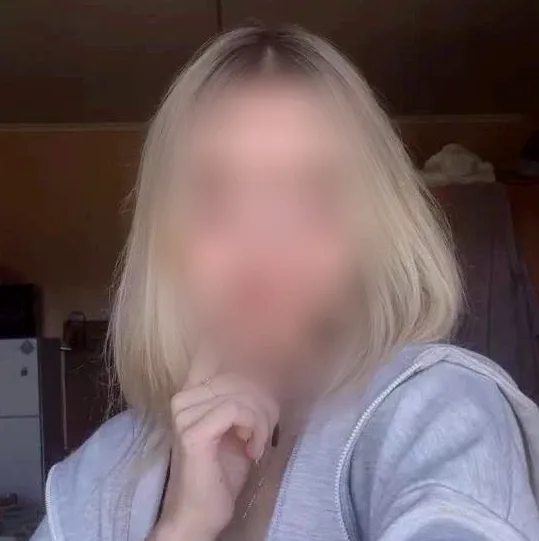 Ayla, 20