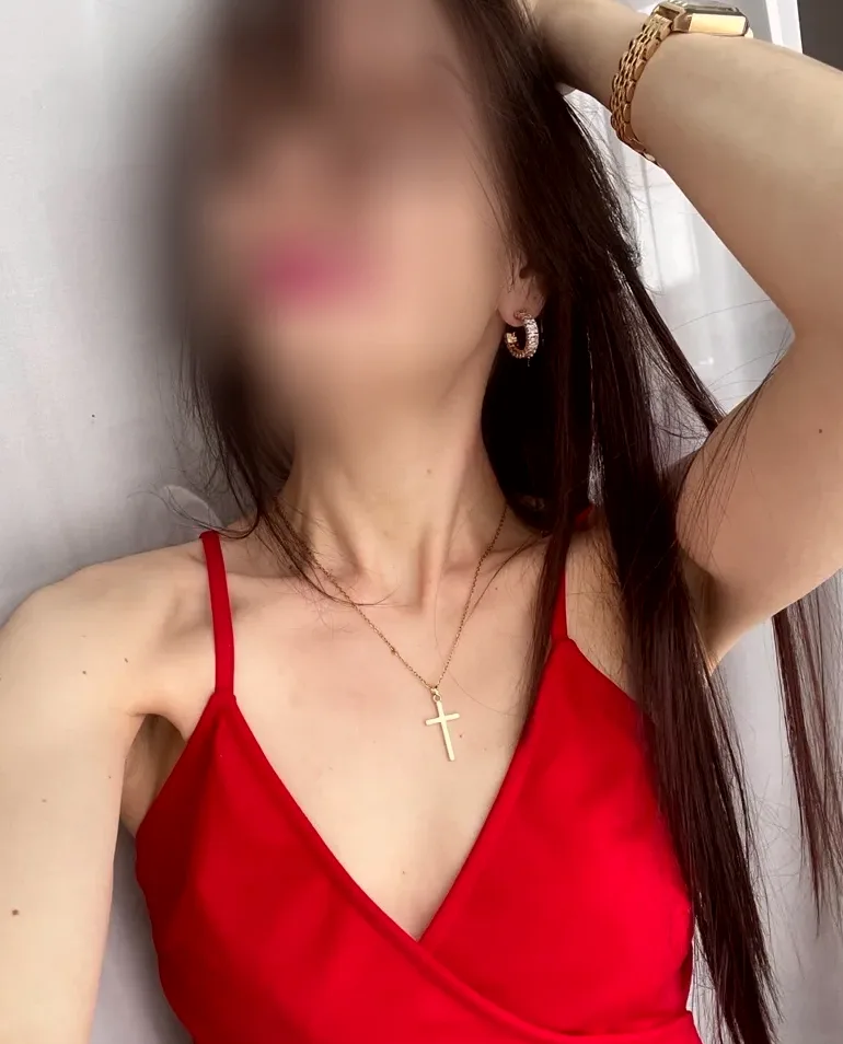 Fleur, 25