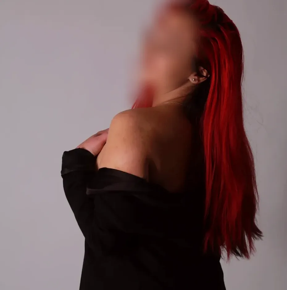 Khadija, 25